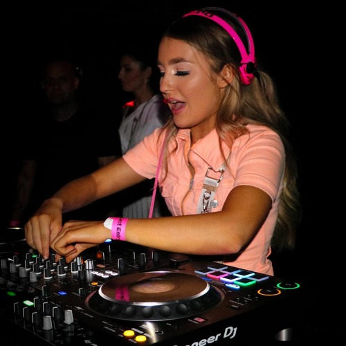 DJ TAYHA BOUNCE SENSATION 8