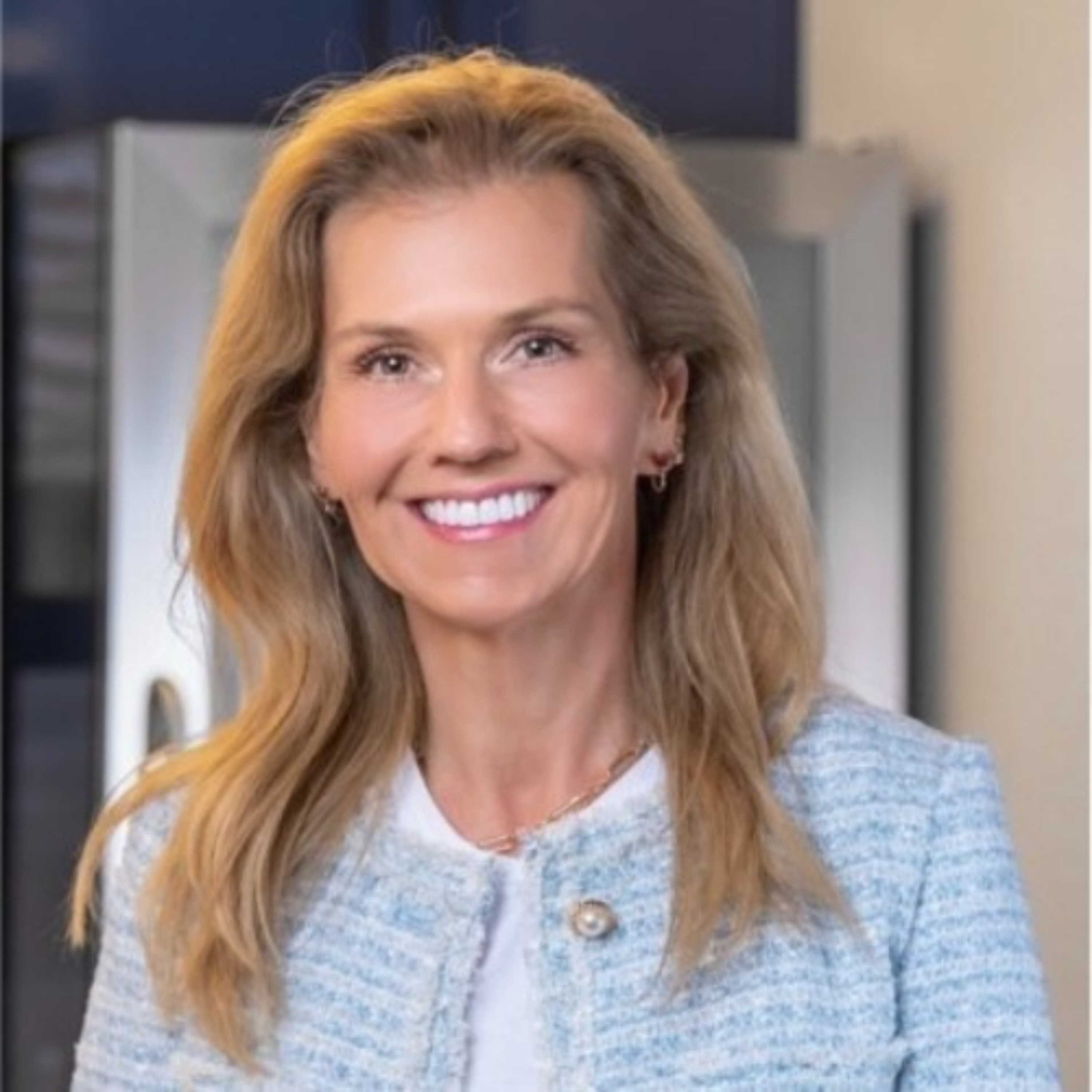 577. Quality and Quantity: Understanding Radiant Longevity with Dr. Julianna Lindsey