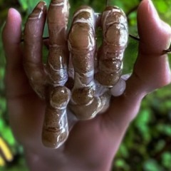 30,000 CHAINS OF WATER