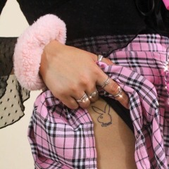 dont b shy...throw sum ass