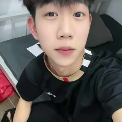 lấy cây kim may đồ