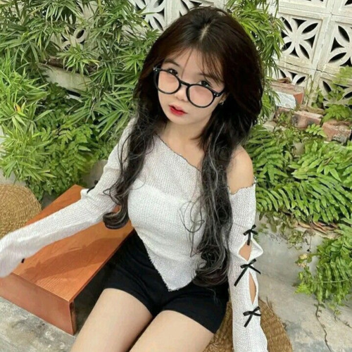 Còn Ai Ngoài Anh Với Em
