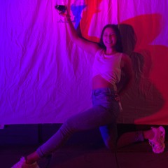 throw some ass for the bday girl <3