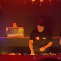 Lafraise opening set @ Barbossa May 3rd - Italo Disco Mix