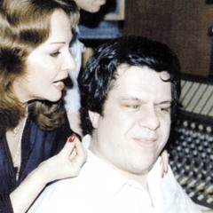 سرق البُعد عمرنا والغياب.. ليلنا غربةٌ فكيف المآب؟