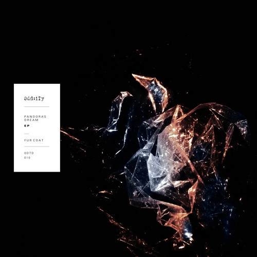 Premiere: Fur Coat - Adagia [Oddity]