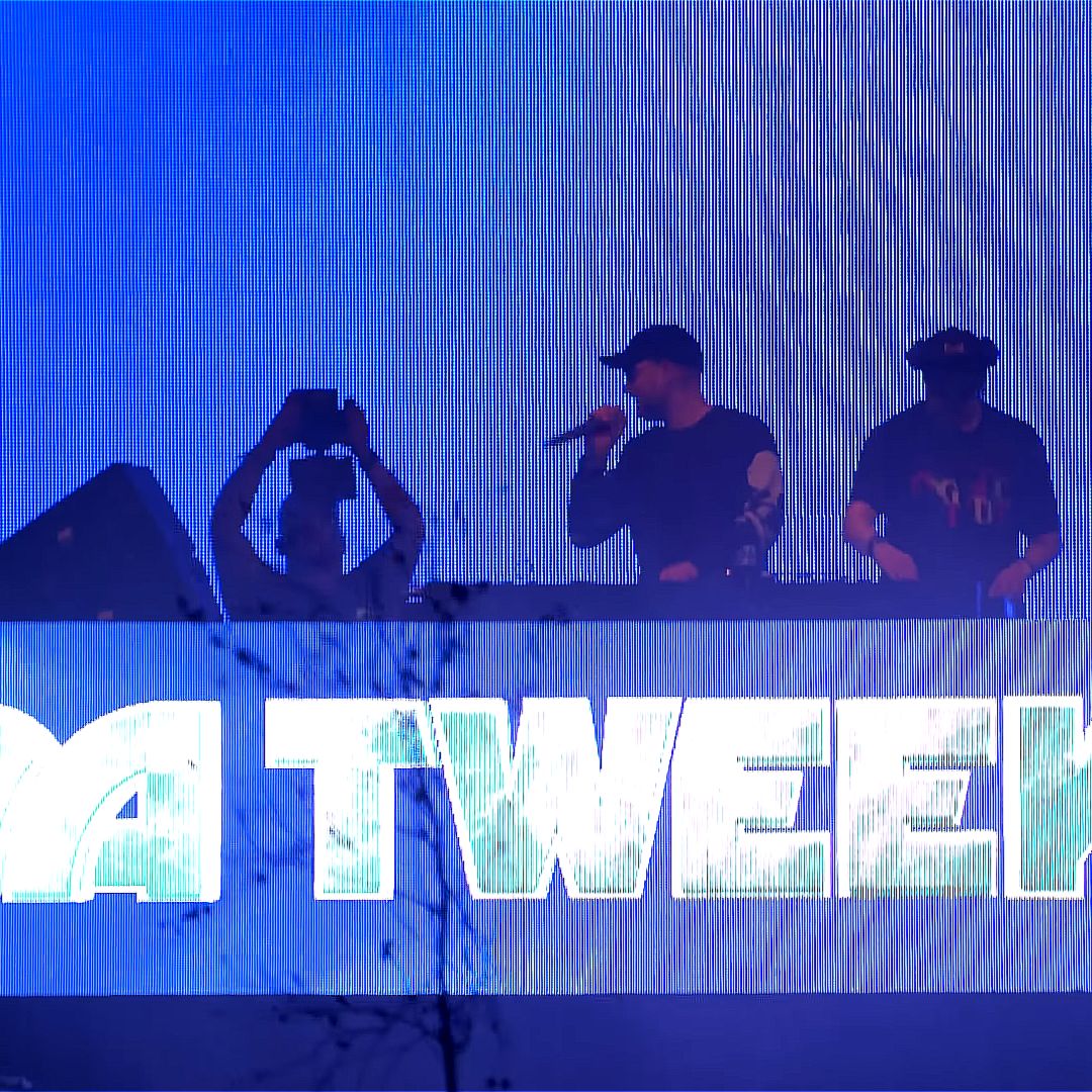 PAROOKAVILLE 2022   DA TWEEKAZ