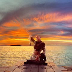 Mai Gu: romantic AFRO house mix / Maldives, Lobigili