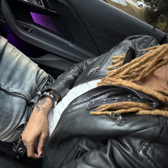 The Girl In Margiela [ziplocker]