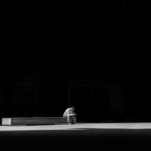 زمانٌ يُهيب و خلقٌ عجيب!