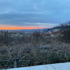 Overlap without a title