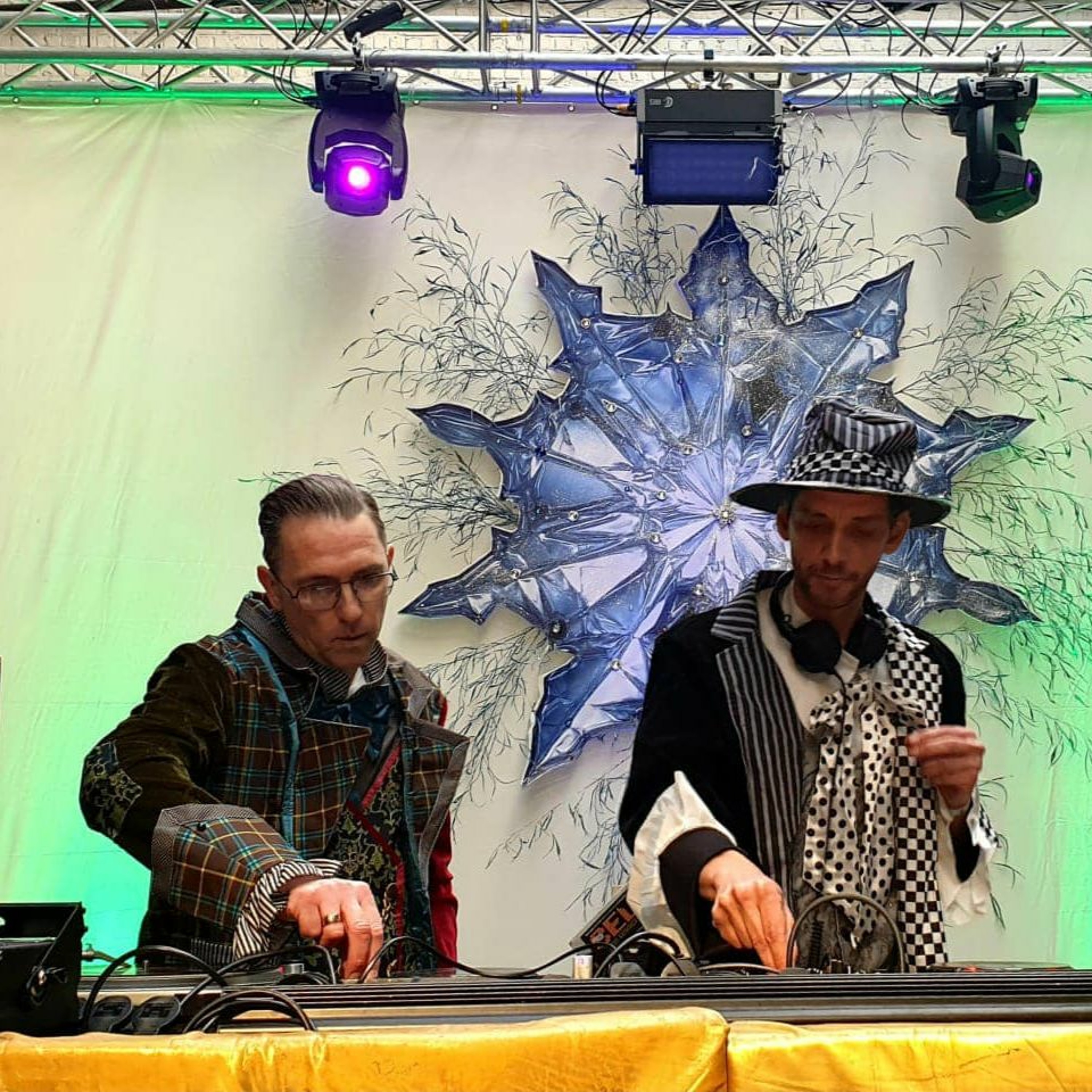 Dj Chupa & Q-Bix @ Thé Dansant Winter Wonderland (Classics Room) episode artwork