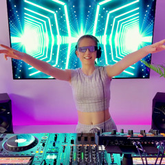 DJ Gabi – Weekly Electronic Journey: 1-hour Melodic Techno & Progressive House DJ Set | Session 04 🔥