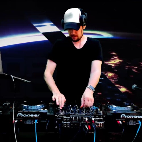 Guilty Pleasures Mix (Bounce, Club Classics & Happy Hardcore)[STREAM]