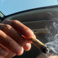 Deep in ft Mari n Lil snoopy