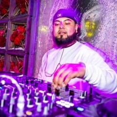 throw that booty in the air