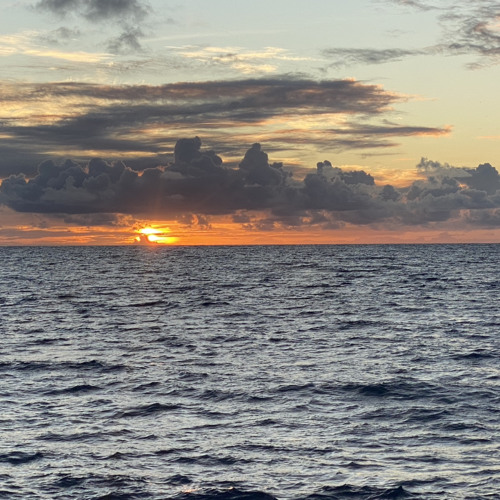 Yailog tog wol mne faliuwash ft. Connie