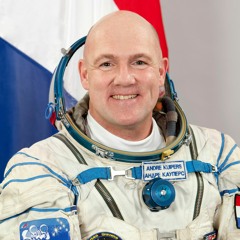 ESA Explores: André Kuipers vertelt hoe hij moest schuilen vanwege ruimtepuin