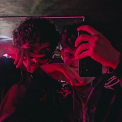 dragões (um pouco assustador) + roji [spotify]