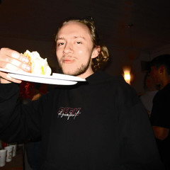 002 Talk of the Town