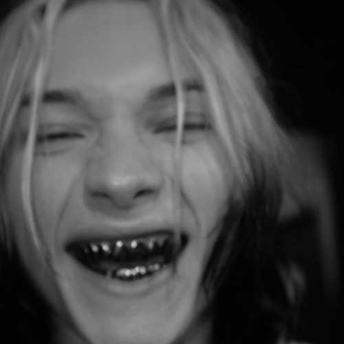 Nettspend-stressed (sped up)