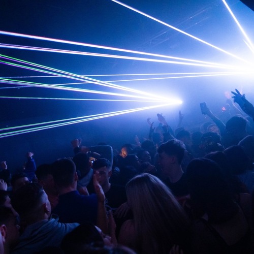 01 Xmas Mix - Iwan Chinnock