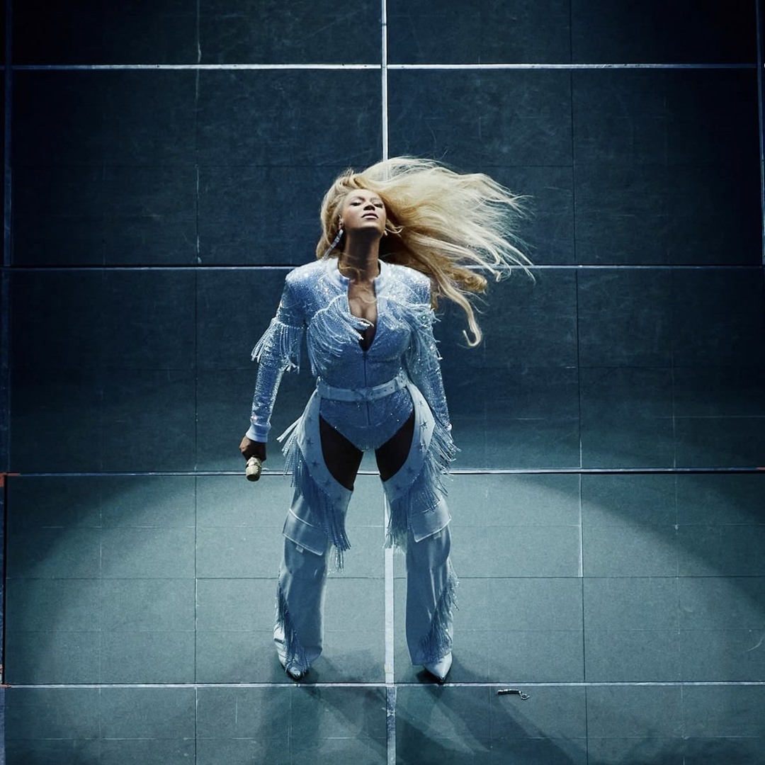 Stream BEYONCÉ - Crazy In Love Remix (MOVE IT 2025) by 𝐌𝐄𝐍’𝐒 𝐕𝐈𝐂𝐈𝐎𝐔𝐒 ...
