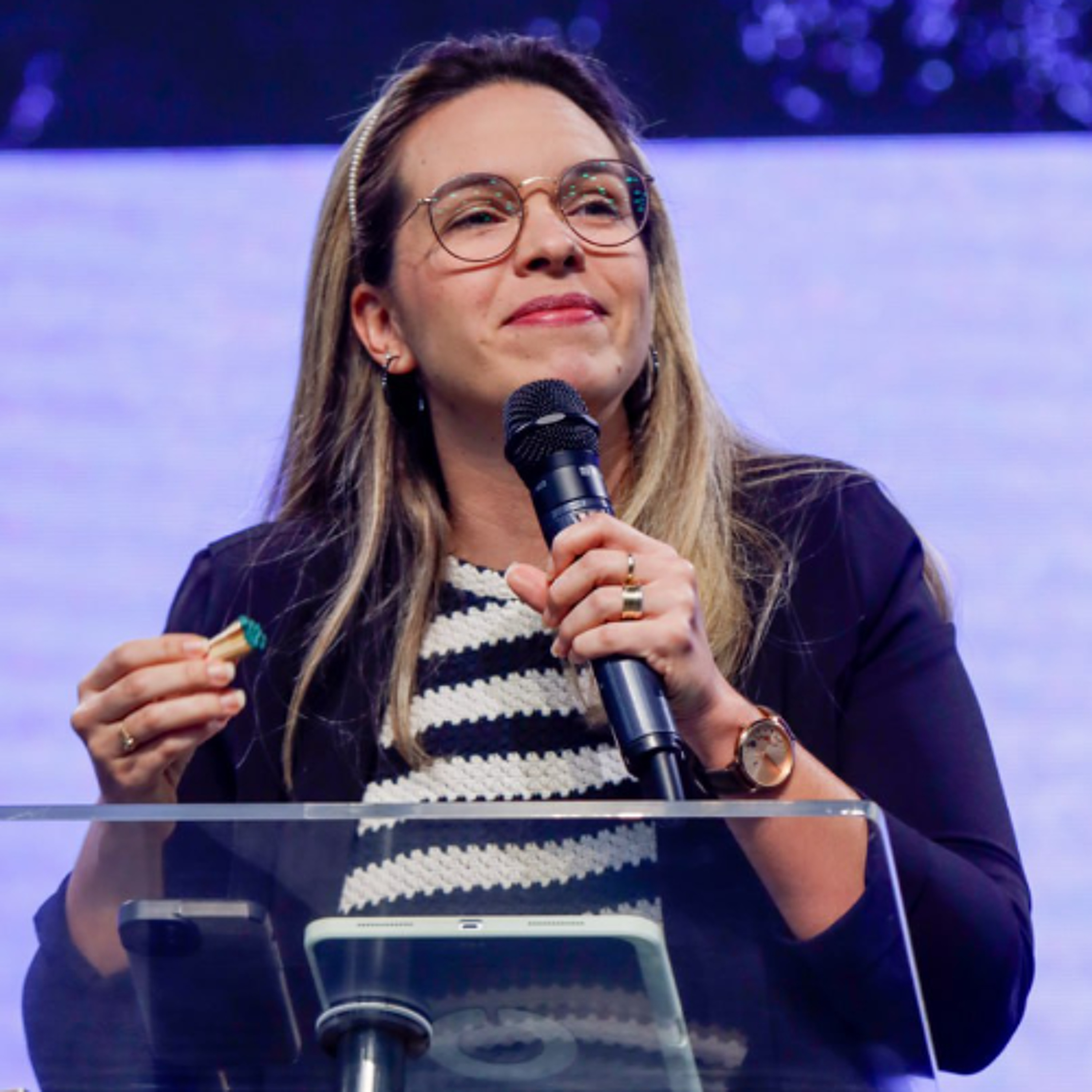 Cristo em movimento: um só corpo, um só propósito - Lívia Alves