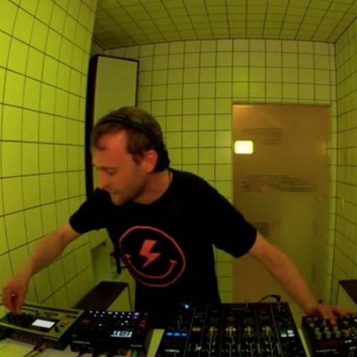 HÖR x Mechatronica: Ben Pest LIVE (23-09-2022)