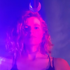 Splitscreen - very rough demo - Holly