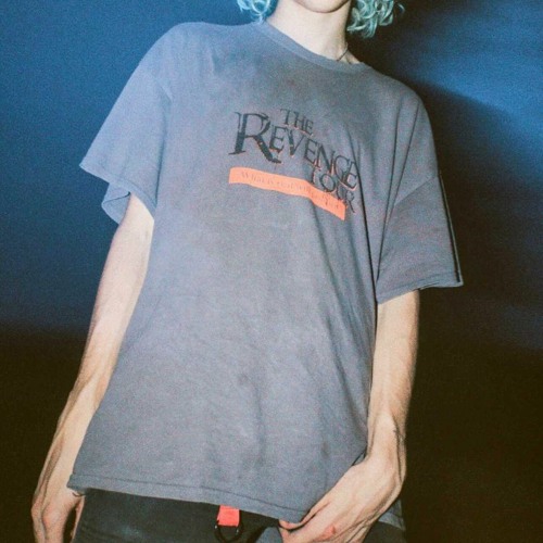 CRASH FEAT.(AtaritheKid)