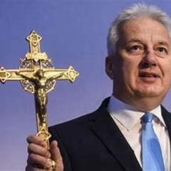 Istenfélő Bazatás Live