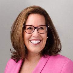 Ep. 114 - How to repair broken trust in the workplace - Tracy LaLonde