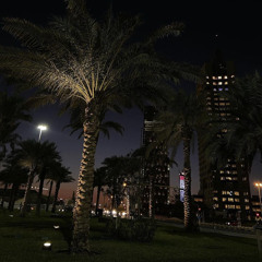 الي يقول الحب موجود كذاب