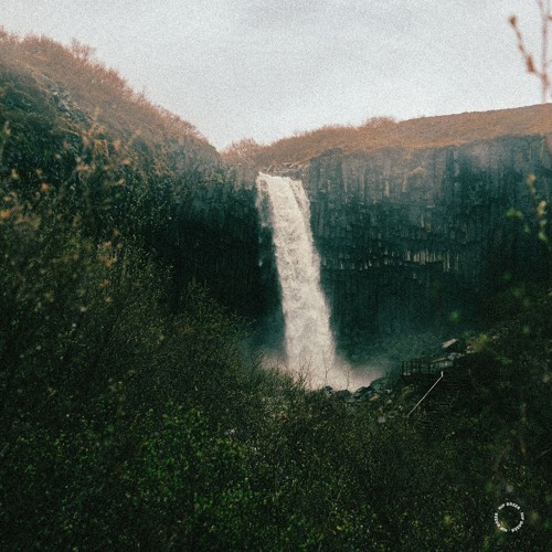 Gas Lab & Ian Ewig - Colossal