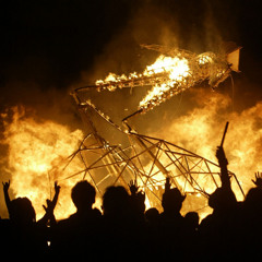 Burning man 2025 Thursday night  fire jam on the Dumpster fire!