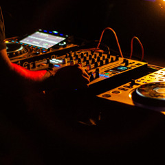 set corto de techno