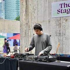 Live at MoMA PS1 (NY Art Book Fair) 091225