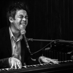 Vinh Khuất