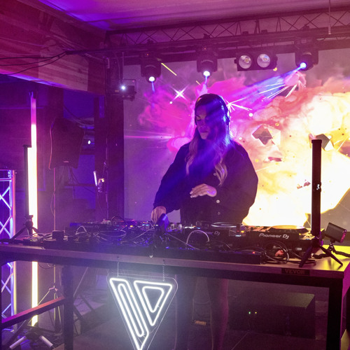 Sloane Motion @ Joseph Ray (Vivid) Anjunadeep Mix