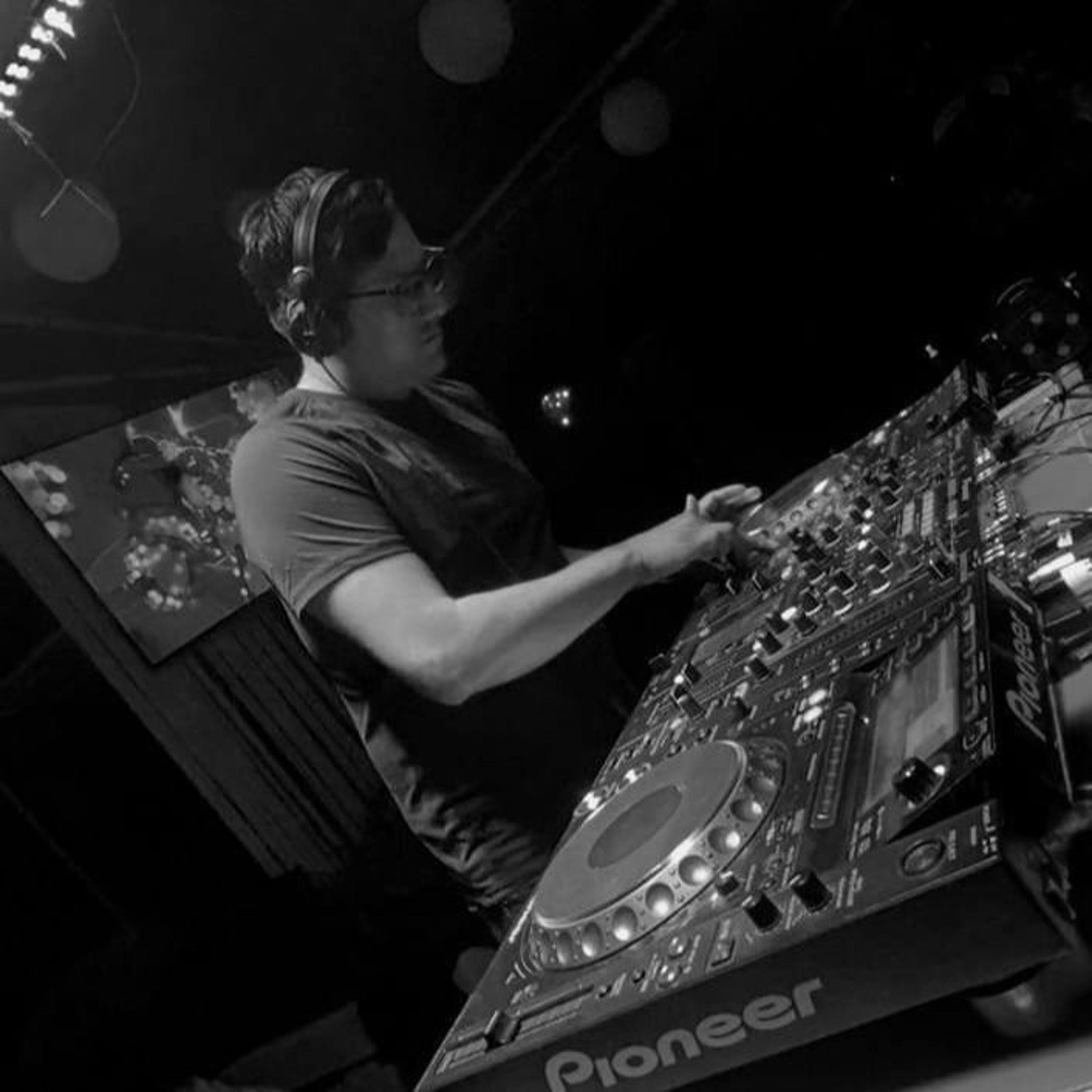Sergio Sannte - Progressive Night Episode 071 - Loops Radio episode artwork