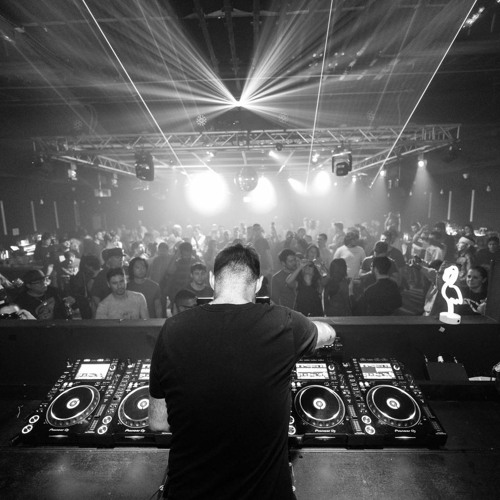 Paul Thomas Presents UV Radio 235 - UV at Newspeak, Montreal Reconstruction (2-hour special)