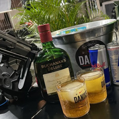 GIN É PRAS MENINA, WHISKY É PRA BANDIDO - ((MC MENOR 30, DJ JF 22 & DJ PSICO DE CAXIAS))