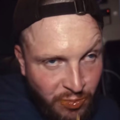 luekke666-JeDeR MeInER fReUNde RauChT CraCk in DEr UbAhN