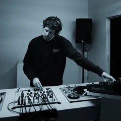 Constant Change w/ Jakob Mäder (11.05.2023)
