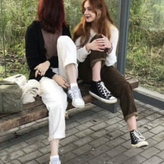 عسى الله لايفرقنا يدوت:(