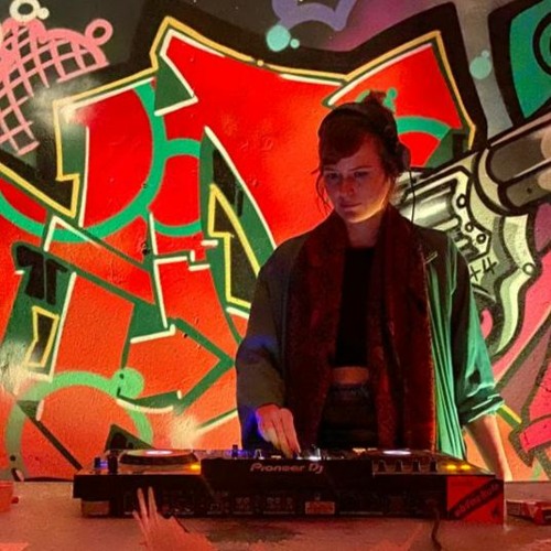 Stream Miss Elina @ Bunker FFO by Miss Elina | Listen online for free on SoundCloud