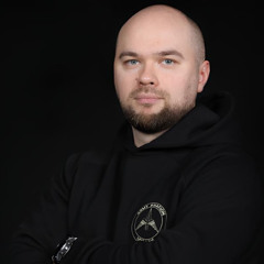 «Ребра болять, але смієшся», — командир екіпажу вертольота Мі-8 Олексій Чиж про те, як тримався у полоні