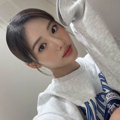 프로미스나인 (fromis_9) 'flaylist' 'Naomi Scott - Speechless' covered by 지원