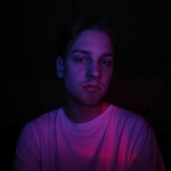 Low by Faileezy/Fliggsy